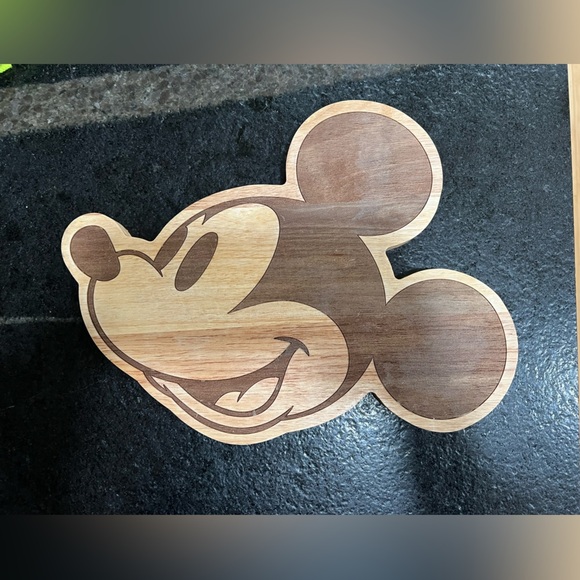 Disneys Mickey Mouse Cutting Board - Cheese board
14" L x 11" W x 0.75" H - Picture 1 of 5
